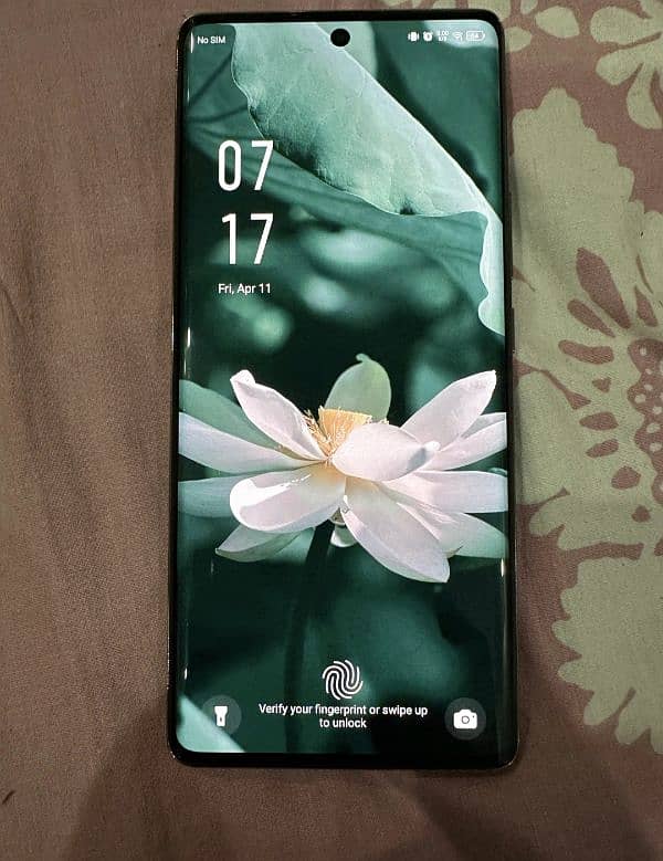 Infinix note 40 pro for sale in excellent condition 2