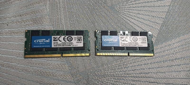 DDR4-2400 (crucial) 16gb x 2 ram 0