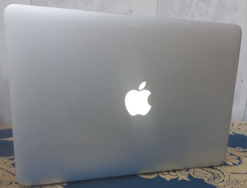 Macbook pro Mid 2014 3