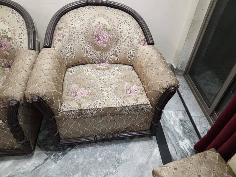 complete sofa set 3 2 1 like brand new condition 3