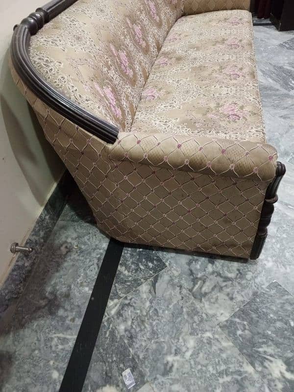 complete sofa set 3 2 1 like brand new condition 4