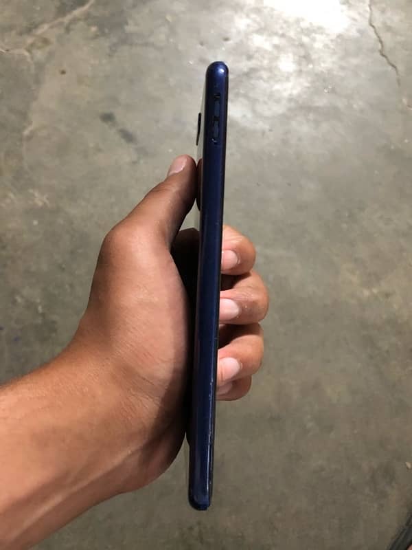 Huawei Out class mobile 2