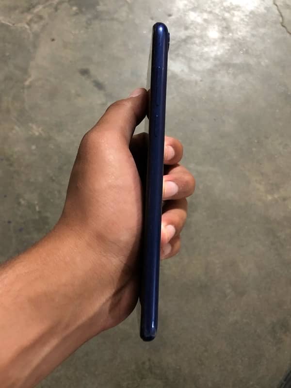 Huawei Out class mobile 3