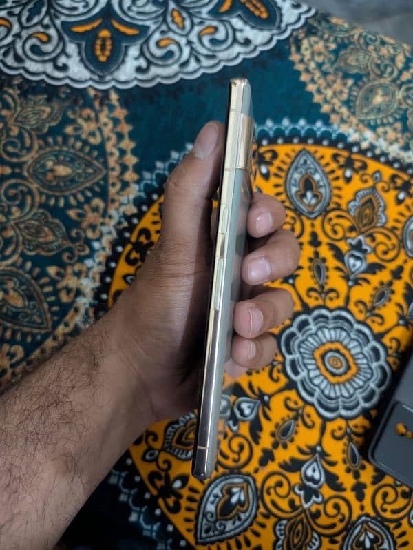 Google Pixel 7 pro 5