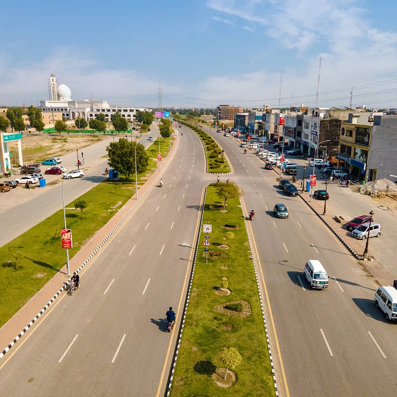 On Main Boulevard 5 Marla Commarcial Plot For Sale In Lake City Raiwind Road Lahore 0