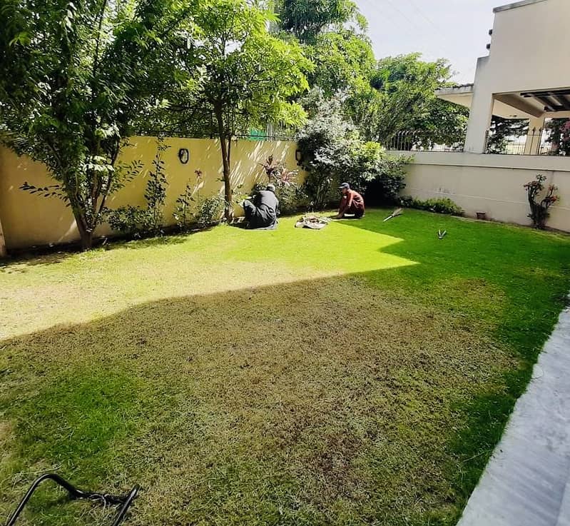 1 Kanal Beautiful 5Bed Double Unit House Available For Sale Ideal Location E-11 19