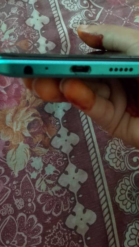 Tecno Spark 8C 4GB 128GB 2