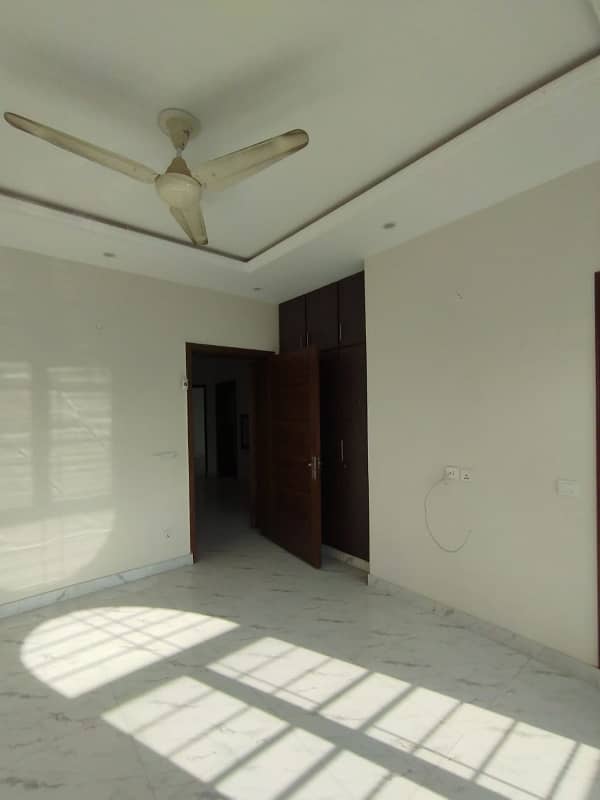 Lower Portion Locked And Upper Portion Available For Rent 5
