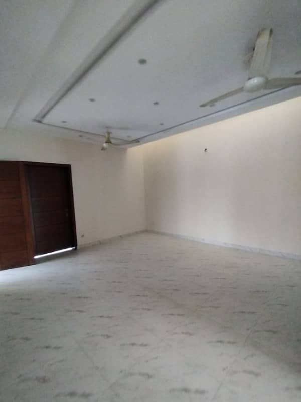 Lower Portion Locked And Upper Portion Available For Rent 6