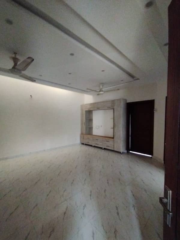 Lower Portion Locked And Upper Portion Available For Rent 13