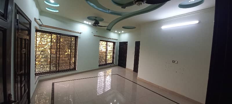 Lower Portion Locked And Upper Is Available For Rent 5