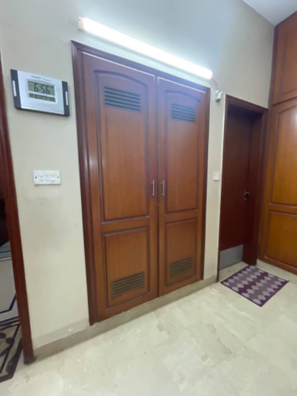 400sqyrd House for sale in Gulistan e Johar block 3A 8