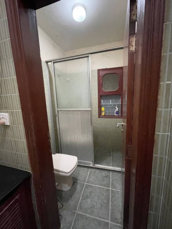 400sqyrd House for sale in Gulistan e Johar block 3A 14