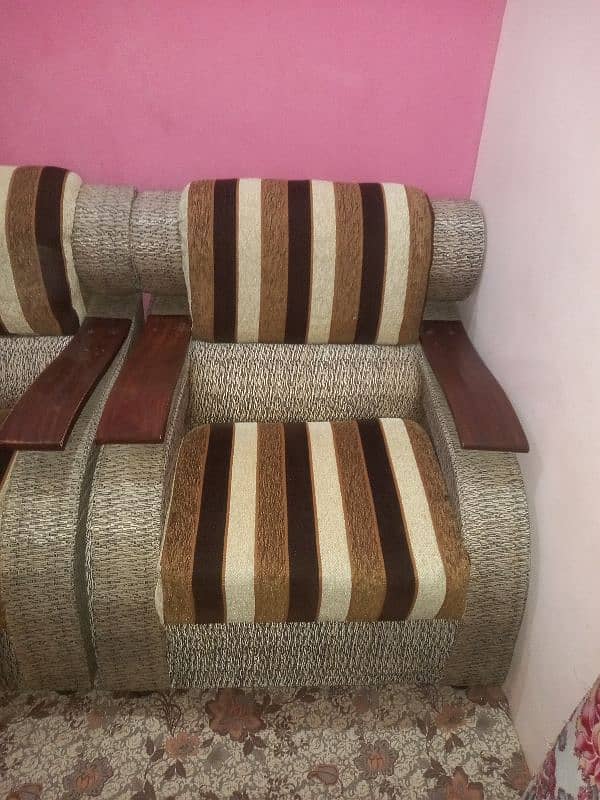 Sofa Set 5 seater 2