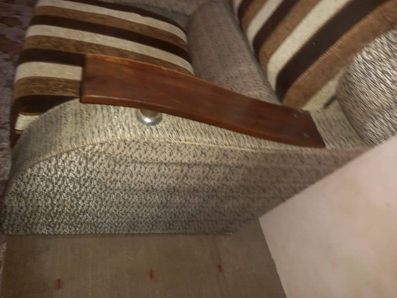 Sofa Set 5 seater 6