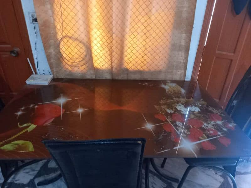 just dining table sale because want a small it's to big 0