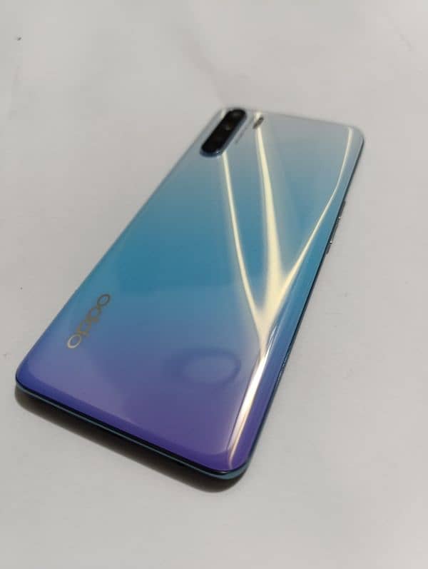 oppo f15 8/128 4