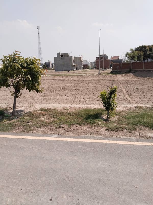 5 marla plot for sale 3