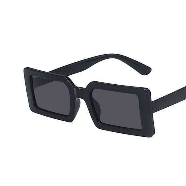 Stylish and transparent UV eyeglasses suitable for both Men and women 2