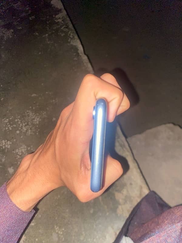 iPhone XR non pta [jv] 64gb Waterpack LL/A model 4