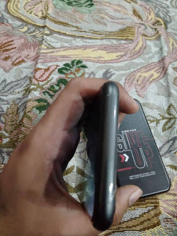 Iphone 11 non Pta 3