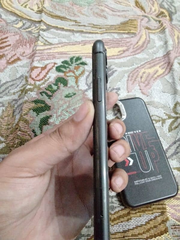 Iphone 11 non Pta 4