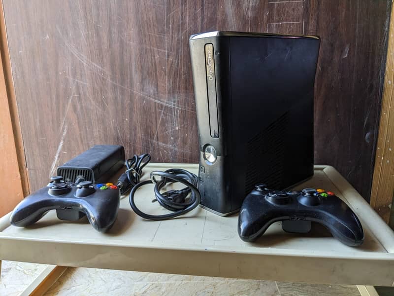 Xbox 360 for Sale - 250GB, 2 Wireless Controller,  16+ Installed Games 1