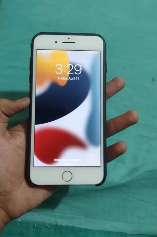 I phone 7plus 128gb official approved 0