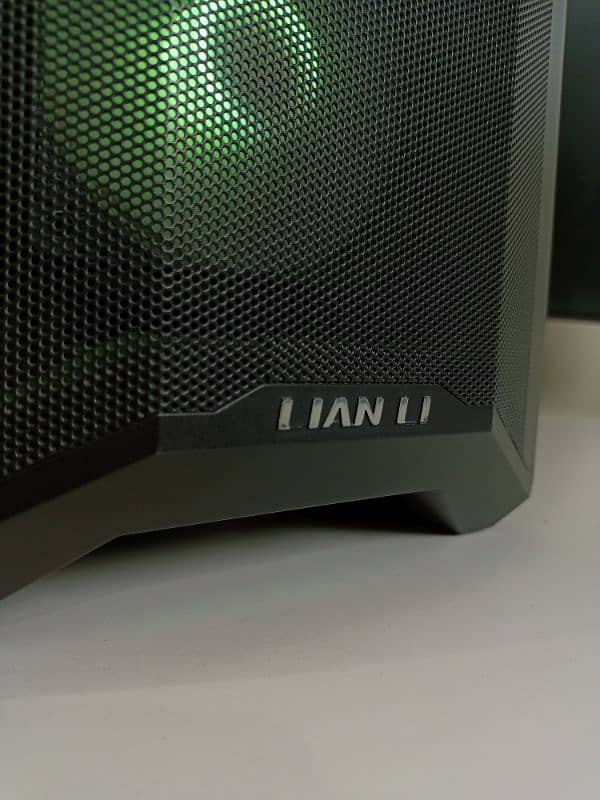 High Performance Gaming & Work PC 4