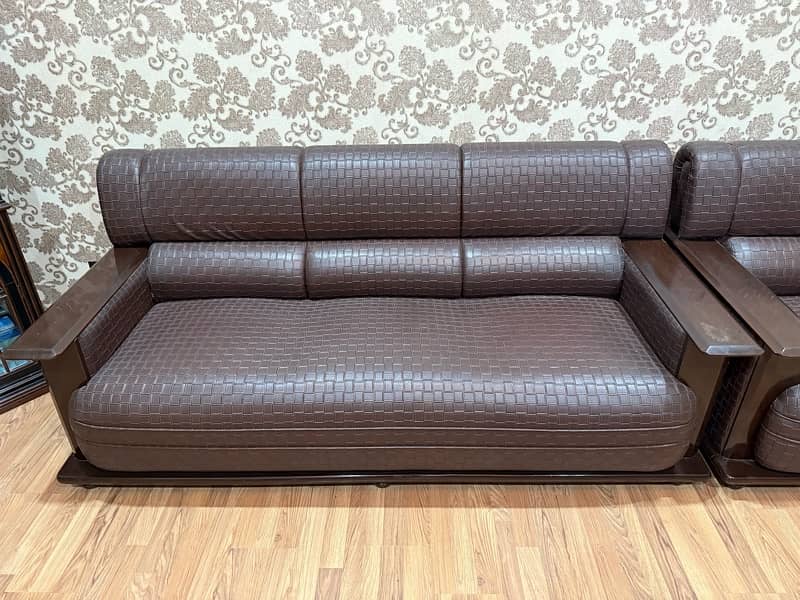 drawing room sofas and table 1