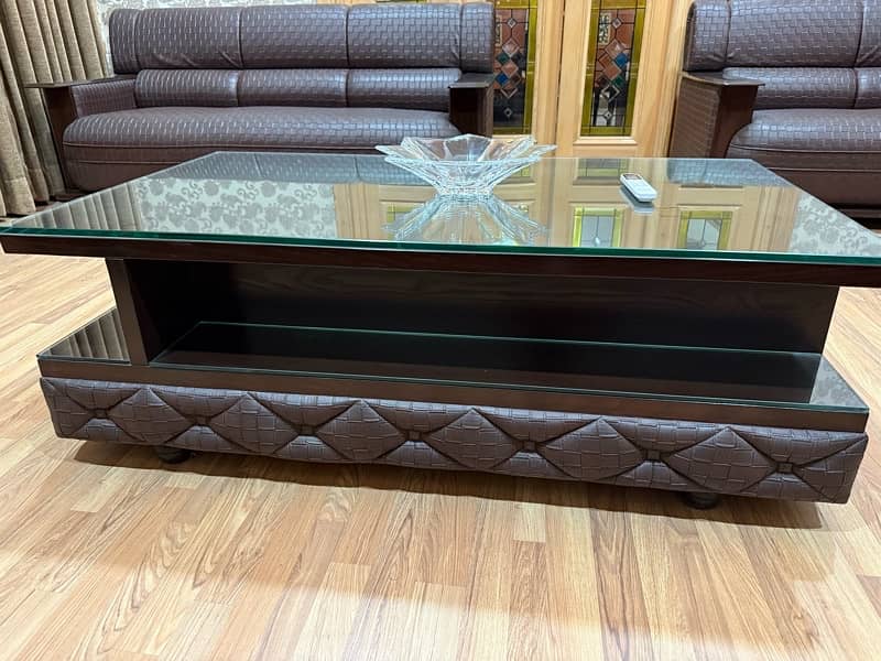 drawing room sofas and table 7
