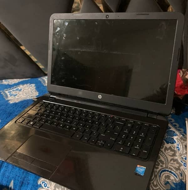 For Sale: HP Laptop – Intel Core i3, Windows 10 Pro 0