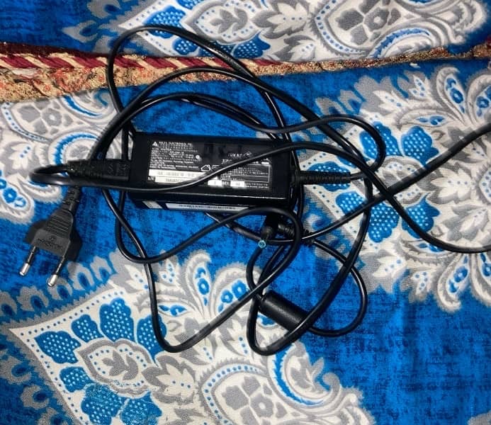 For Sale: HP Laptop – Intel Core i3, Windows 10 Pro 7