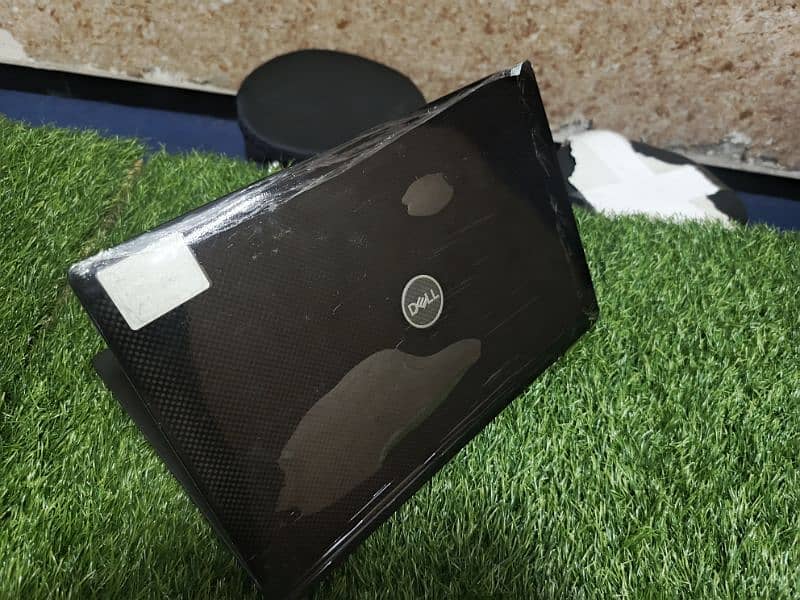 Dell Latitude 7320 1