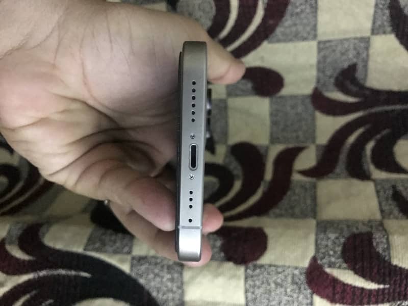 iPhone XR convert 15 pro 1