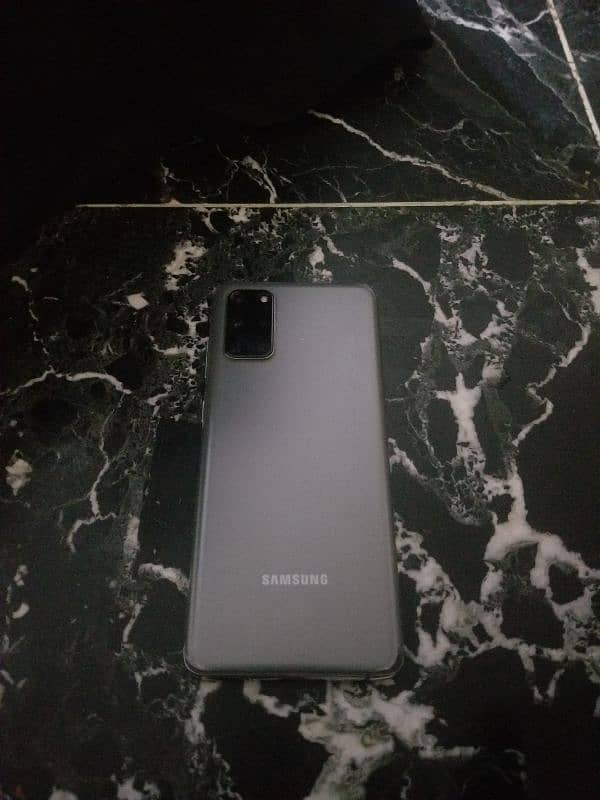 Samsung s20 plus 12/128 non pta 2
