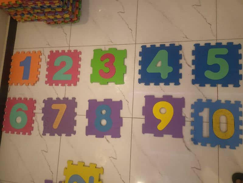 Alphabet / Numbers Puzzle Mat 4