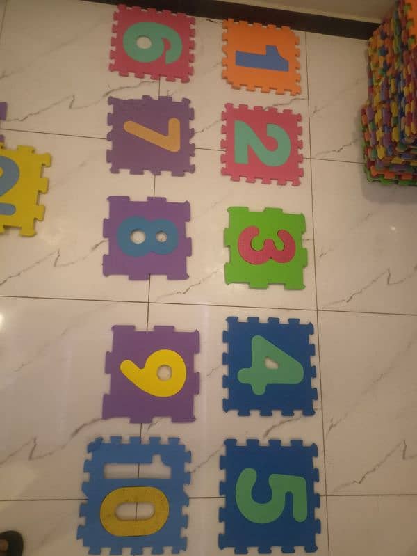 Alphabet / Numbers Puzzle Mat 5