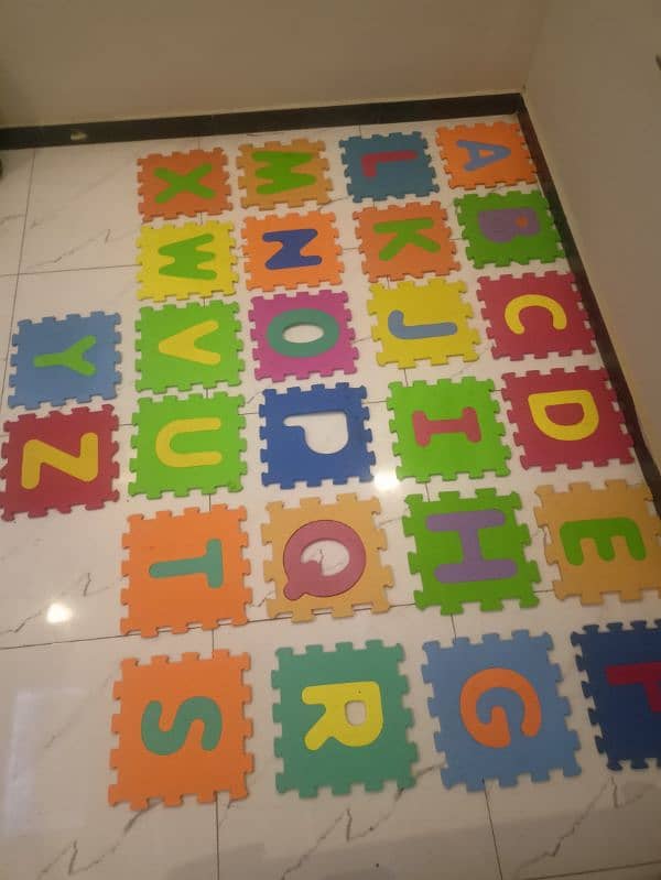 Alphabet / Numbers Puzzle Mat 9
