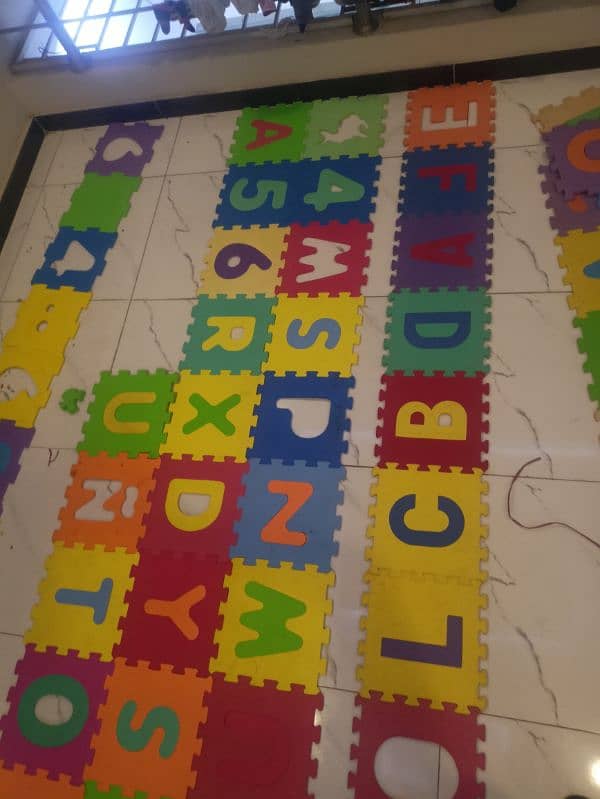 Alphabet / Numbers Puzzle Mat 13