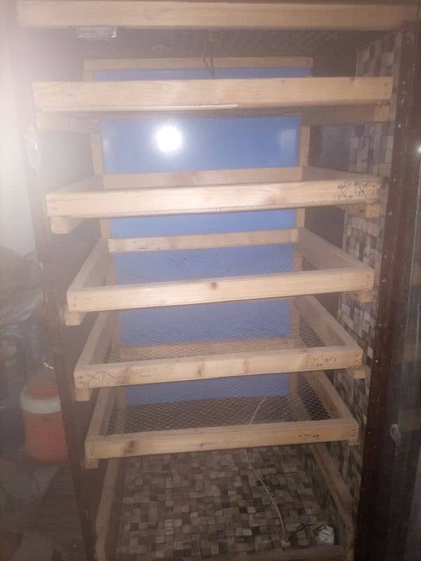 incubetre machine 1
