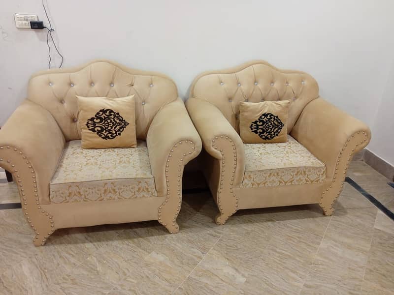 Molty foam use,brand new sofa,3+1+1 seats 2