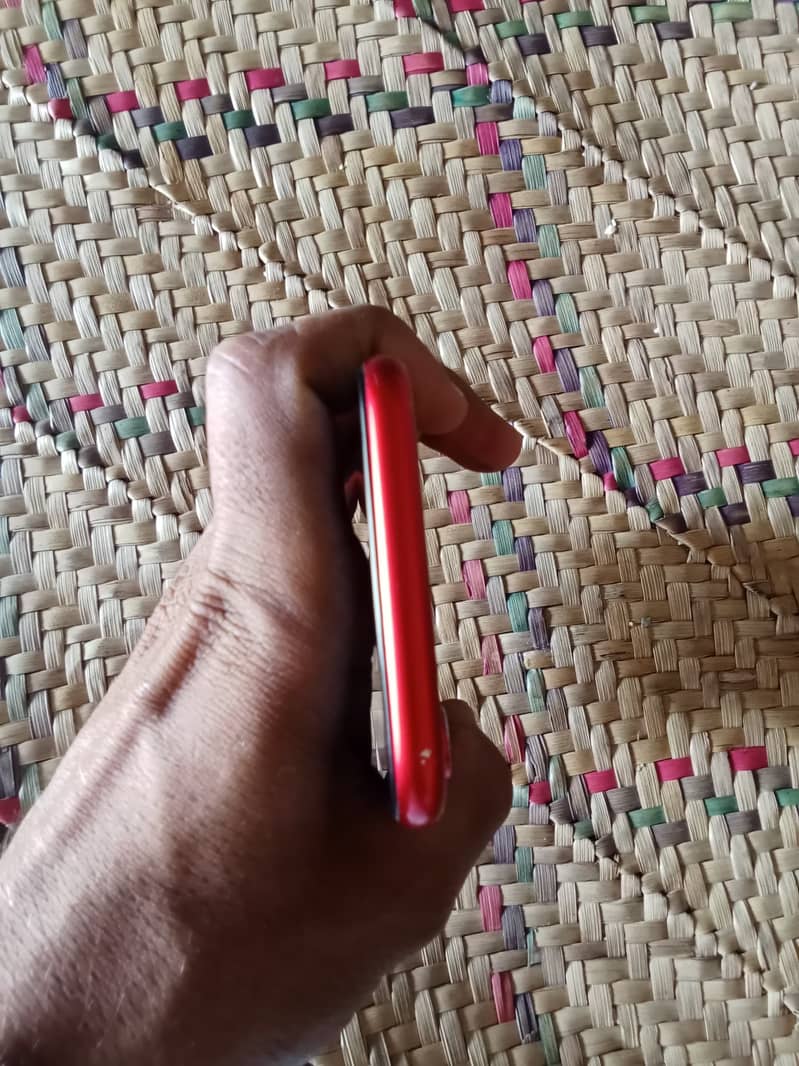 iPhone XR 64 gb battery change 4