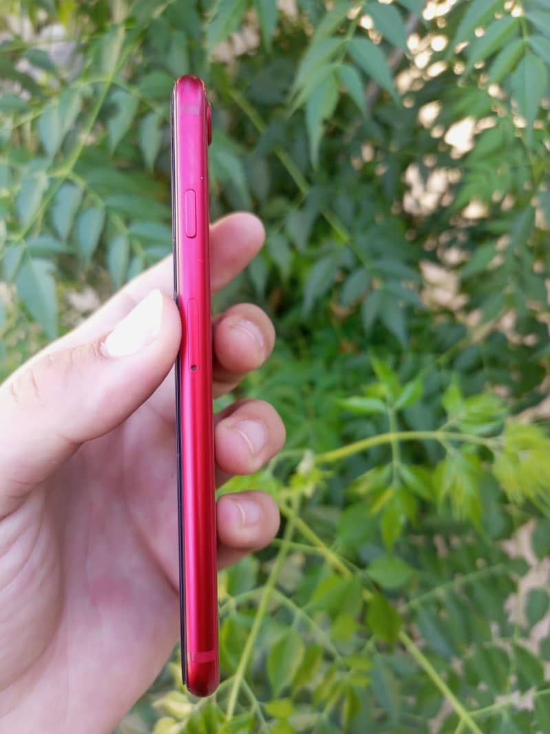 iPhone se 2022 3rd generation 5