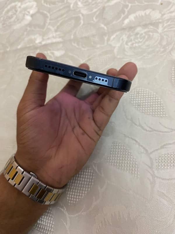 iPhone 15 pro max non PTA Factory Unlocked 3