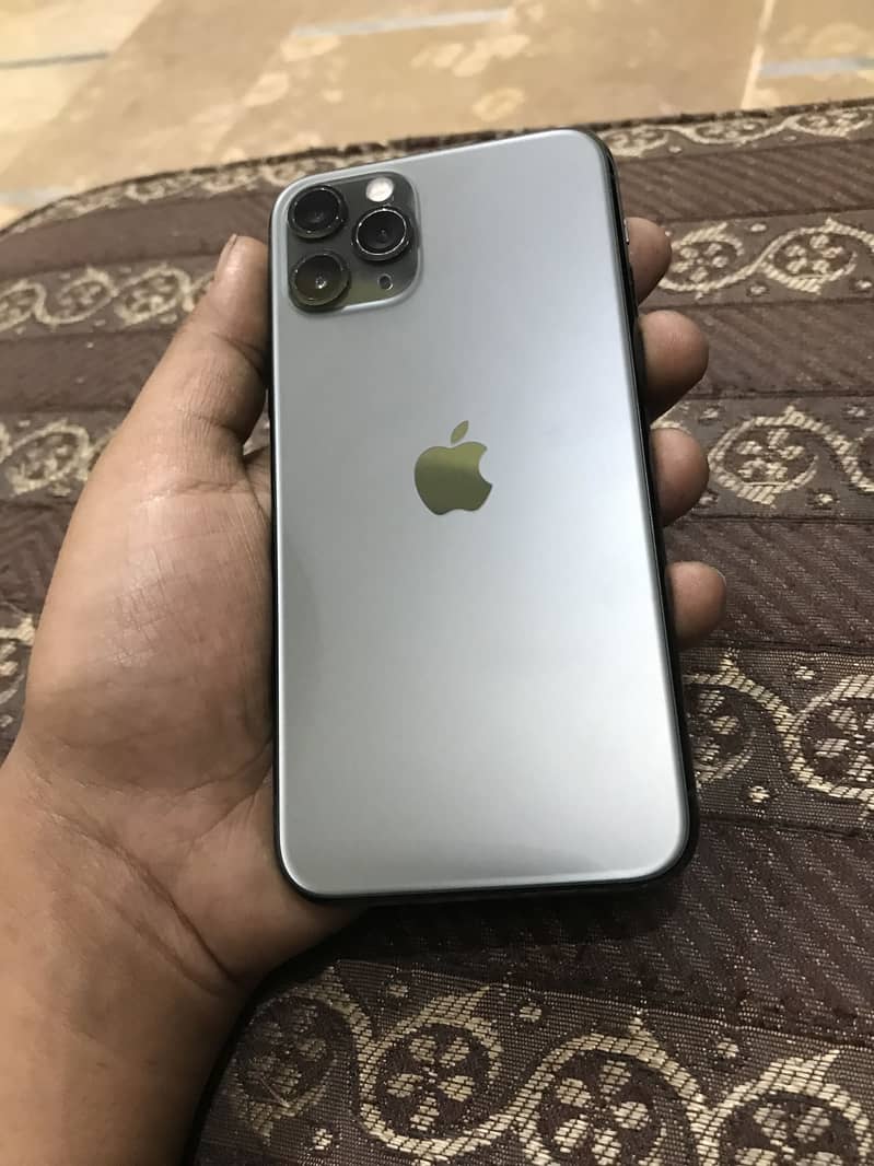 iPhone 11pro 256gb pta approved 2