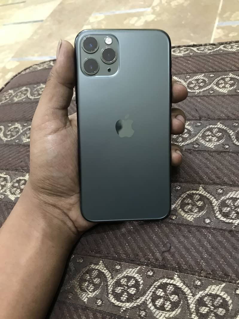 iPhone 11pro 256gb pta approved 4