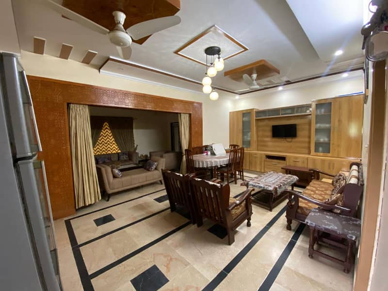 5 Marla Triple Storey Corner House With Sui Gas And Electricity Reasonable Price 4