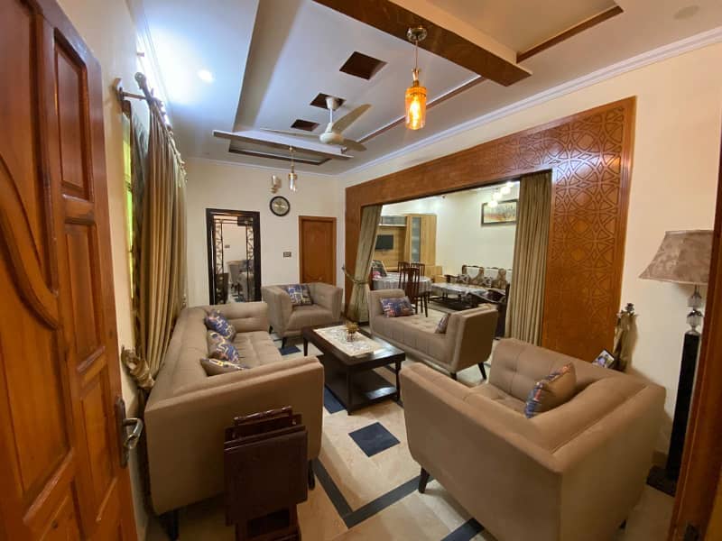 5 Marla Triple Storey Corner House With Sui Gas And Electricity Reasonable Price 8