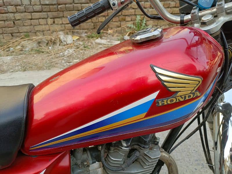 Honda CG 135 2007 Original Condition Lahore num open transfer old book 3